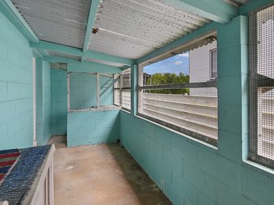 43 WATTLE STREET, Goondi Hill