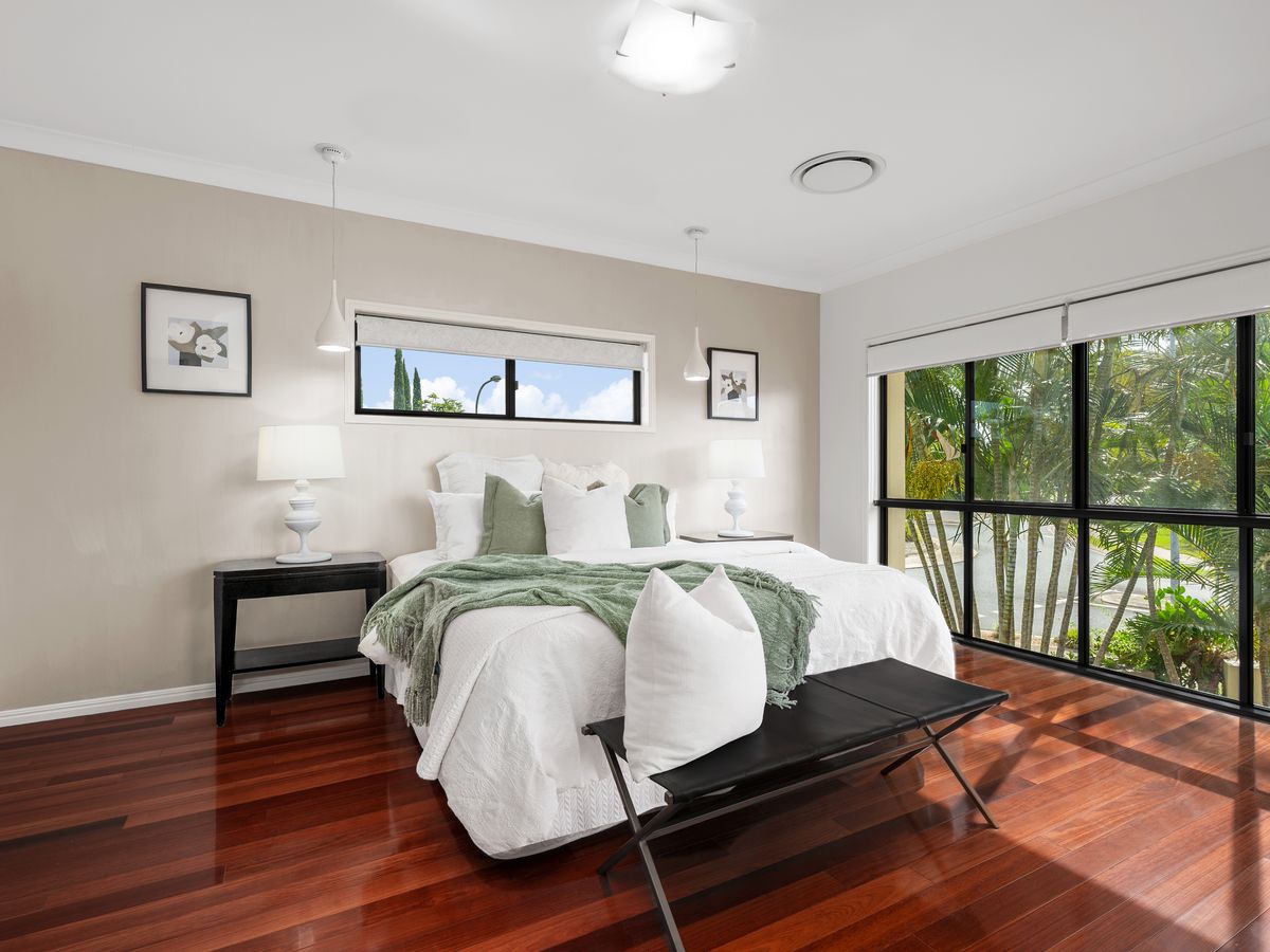 192 Lakeside Avenue, Springfield Lakes