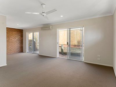11 / 11 Spring Street, East Ipswich