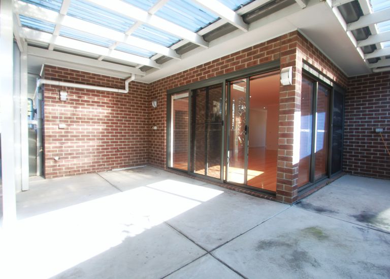 2A  Hunsford Avenue, Notting Hill