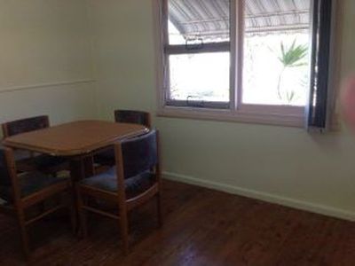 2 / 1 Tuncurry Street, Tuncurry