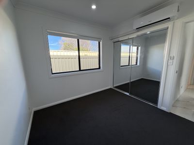 2 / 4 Capello Close, Griffith
