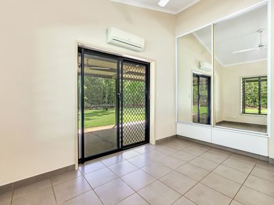 280 Beddington Road, Herbert