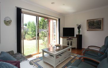 59 Fieldstone Blvd, Beaconsfield