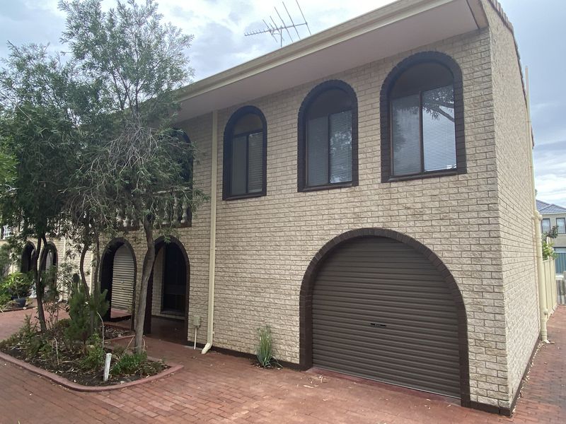4 / 12 Henson Street, Mandurah