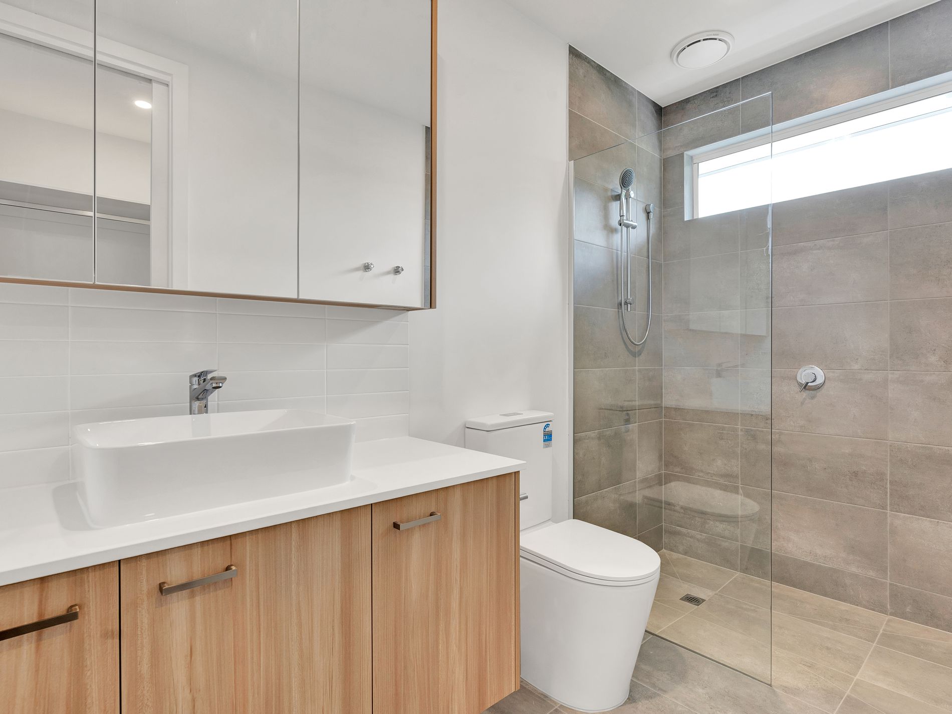 2 / 95 Alma Street, West Footscray