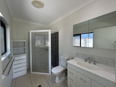 23 Pepperwood Street, Redlynch