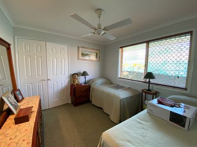 6 Deloraine Avenue, Urangan