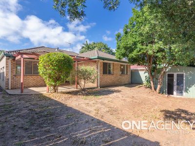 16 Noumea pl, Forest Lake