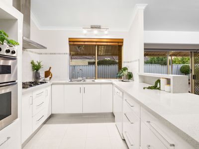 89 Aitken Drive, Winthrop