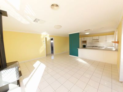 9 Cyril Towers Street, Dubbo