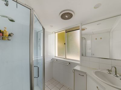 1 / 8 Victor Street, Alexandra Headland