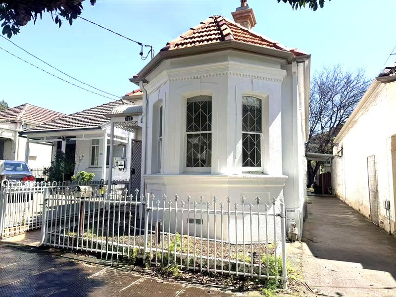 21 Albert Road, Strathfield