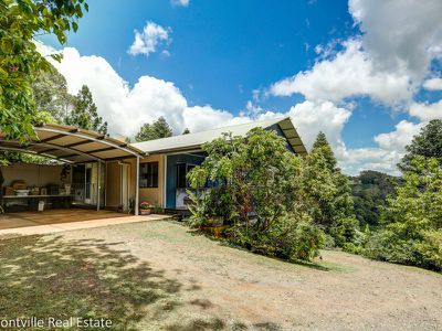 30 Manley Dr, Montville