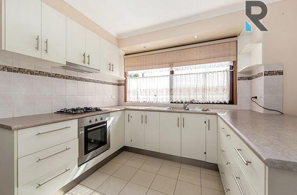 30 Cowes Street, Craigieburn