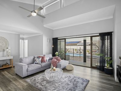 4 Darnay Road, Broadbeach Waters