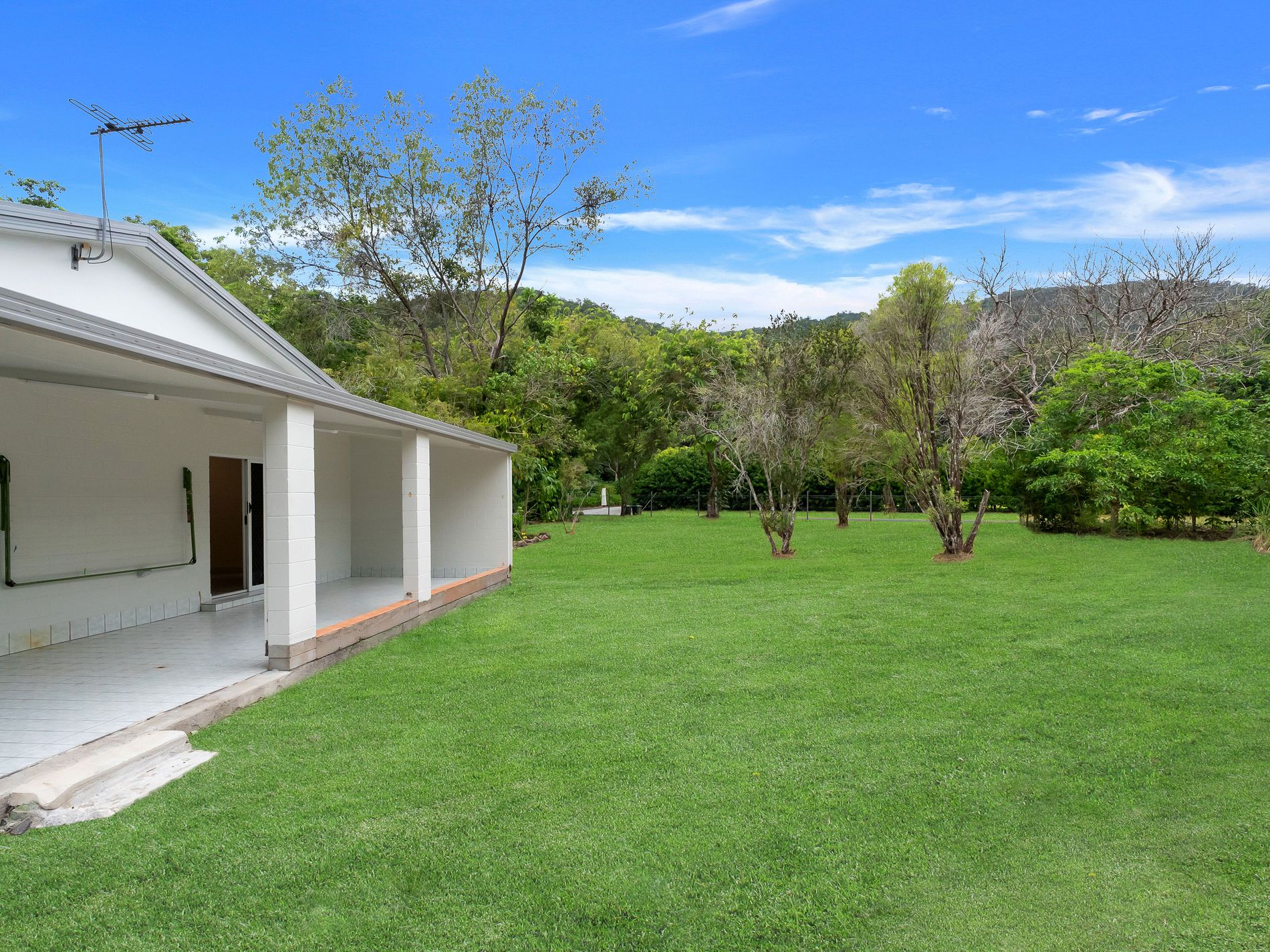 1441 Pine Creek Road, East Trinity