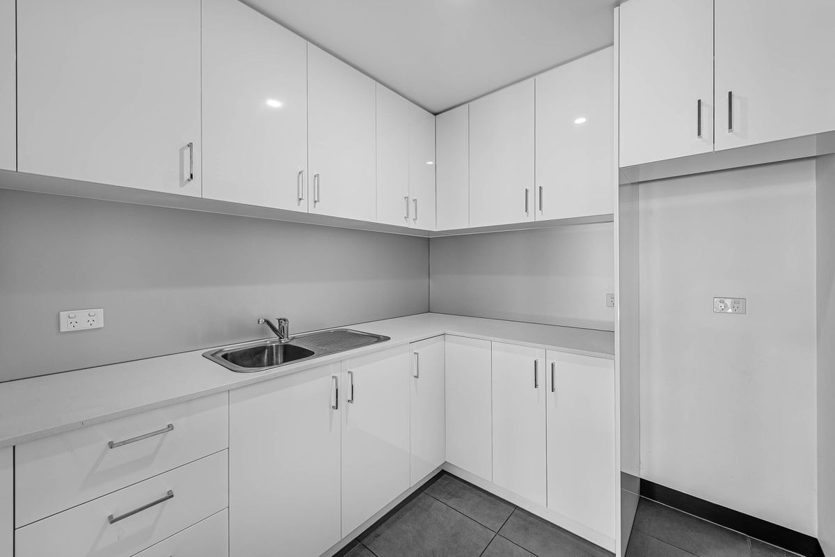 2 / 17 Churchill Street, Williamstown North