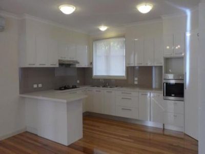 2 / 52 Mount Street, Glen Waverley