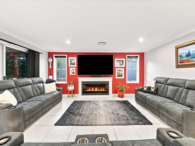 12 Highland Crescent, Thirlmere