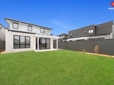 4 Calendula Court, Casula