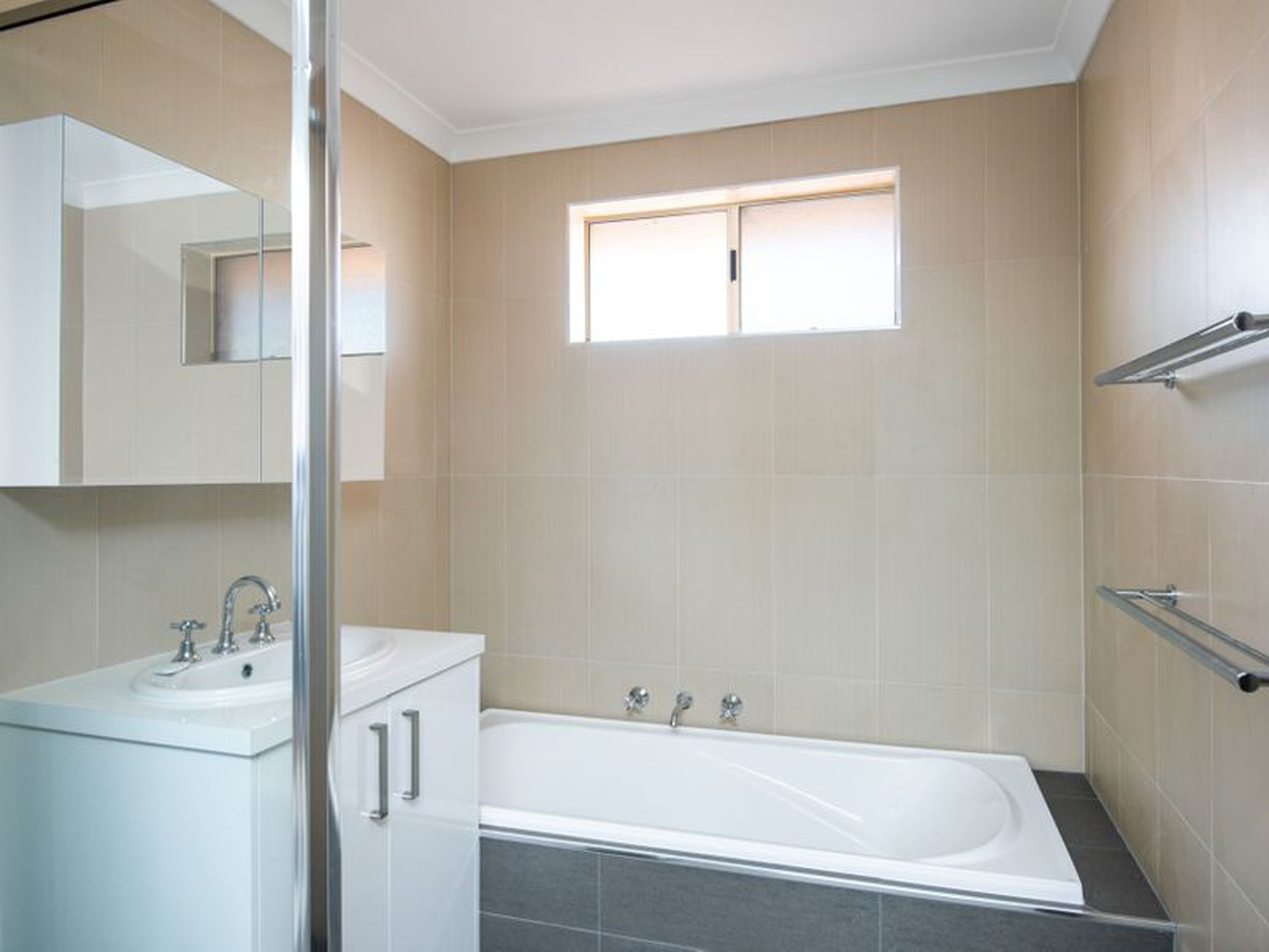 4 Jones Place, Boulder