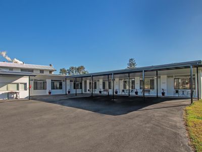 3 / 175 Baraang Drive, Broadwater