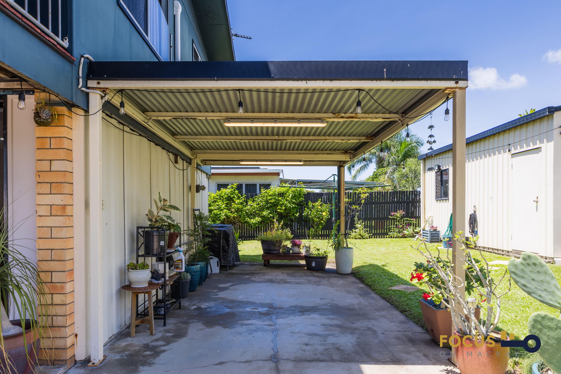 1 Holmes Drive, Beaconsfield