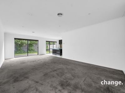 10 Greenwich Crescent, Bundoora