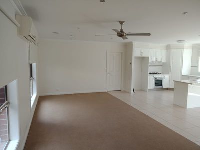 7 Merger Court, Lara