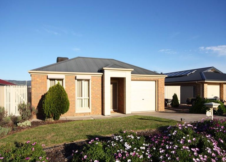 66 Pridham Blvd, Aldinga Beach