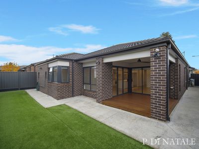 50 Atherstone Boulevard, Strathtulloh