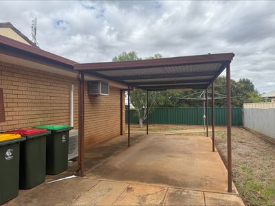 Unit 4 Pindari Place, Parkes
