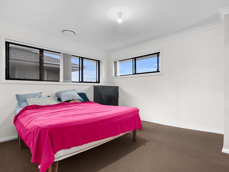 5B Narooma Street, Gregory Hills