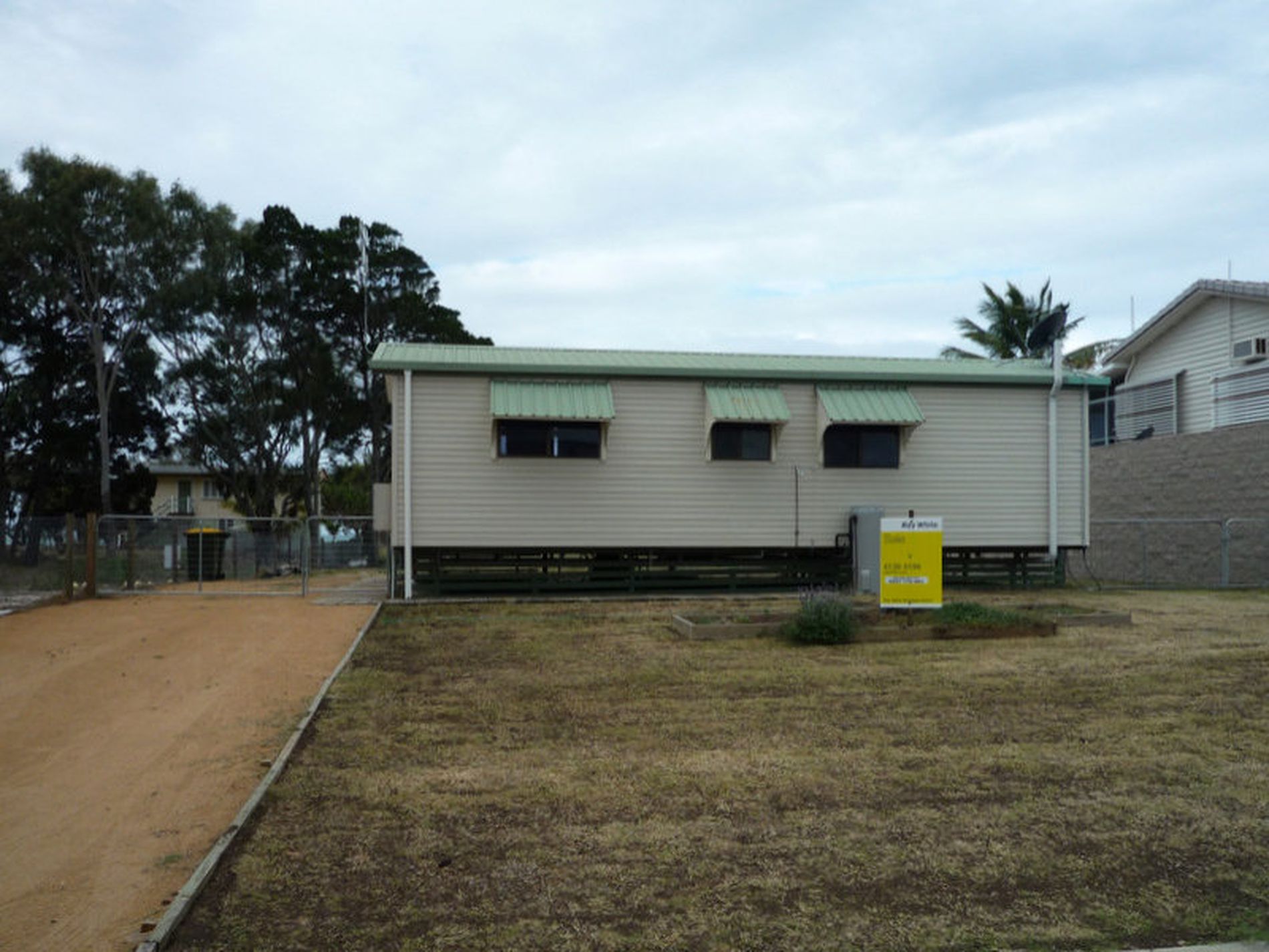 12 Oak Street, Woodgate