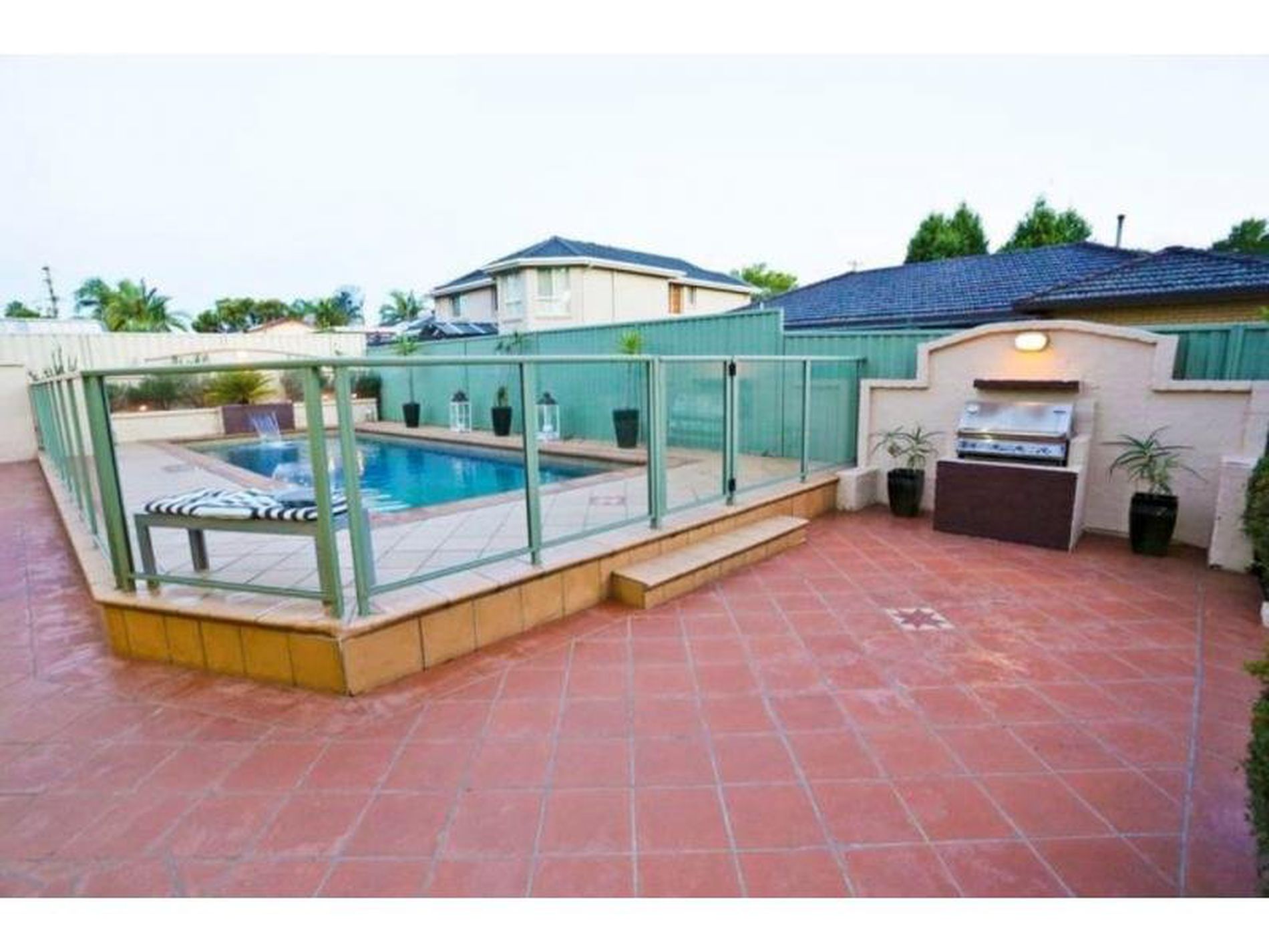 98 Wendy Crescent, Georges Hall