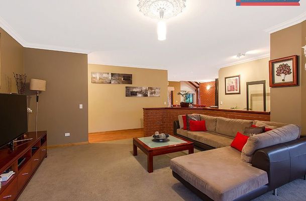 39 Cahill Street, Bulla