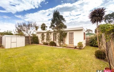 21 Railway Avenue, Beaconsfield