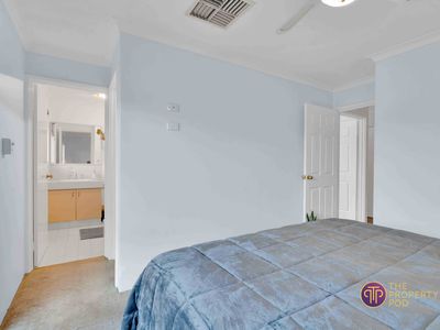 1 Baxter Close, Huntingdale