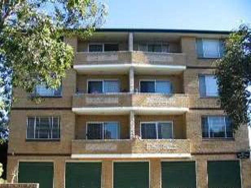7 / 10 Third Avenue, Campsie
