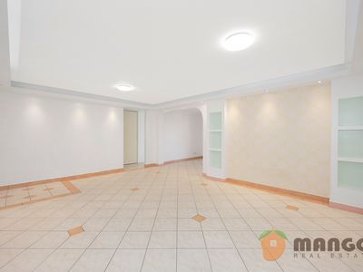 13 / 38-40 Hampden Street, Beverly Hills