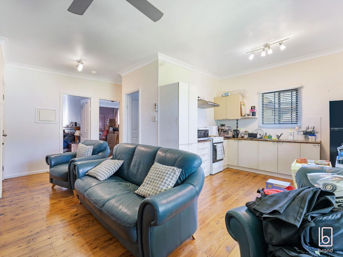 20 & 20a Banksia Street, Canton Beach