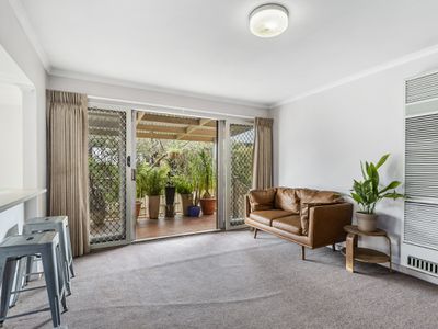 1 / 47 The Esplanade, Seymour