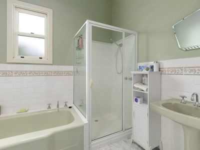 9 The Avenue, Seymour