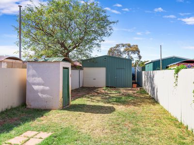 27 Hanbury Street, Kalgoorlie