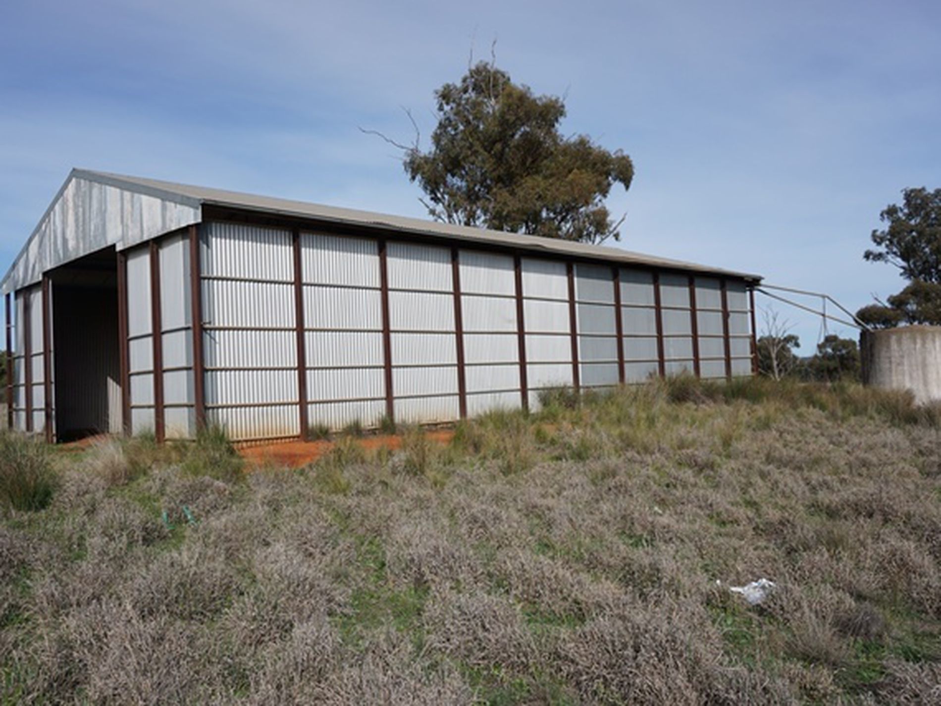 'Nyrang' 3013 Mid Western Highway, West Wyalong