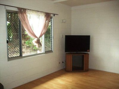 1 / 10 Howard Street, Cooktown