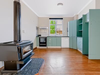 56 Centennial Avenue, Milton