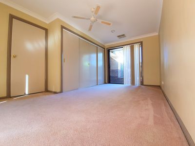 8 Catchpole Close, Dubbo