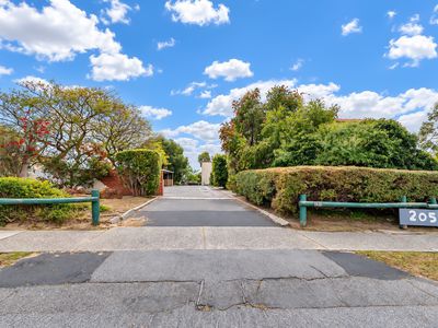 5 / 205 NORTH BEACH DRIVE, Tuart Hill